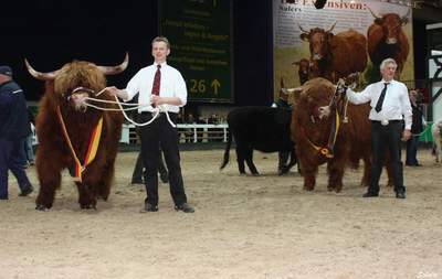 Seumas Ruadh II. von Jiggel (rechts) und sein Sohn Seumas 10. vom Lehstener Moor